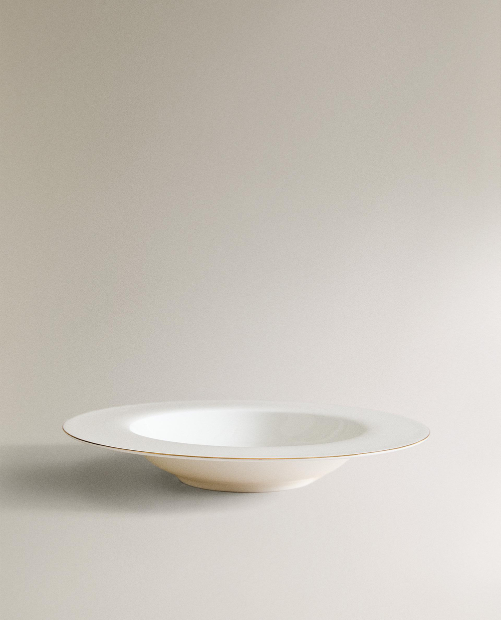 Zara Home тарелка глубокая из костяного фарфора, цвет золотой, 23 см