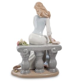 CMS-15/10 Фигурка «Девушка» (Pavone)