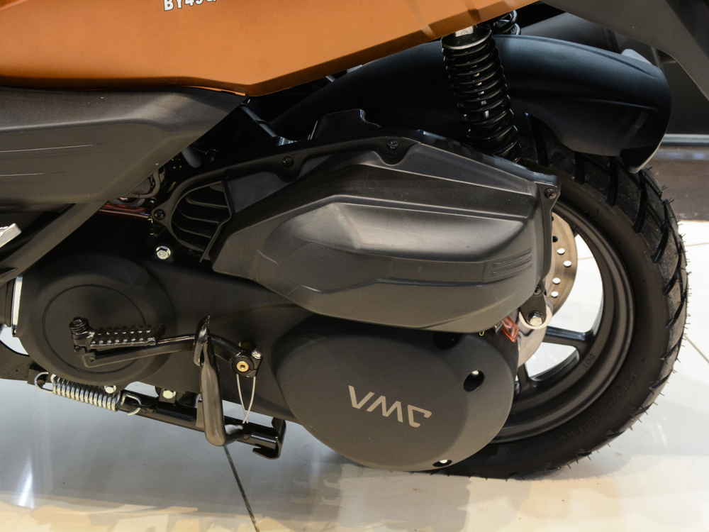 Скутер Vento Smart 3 49cc Brown matt
