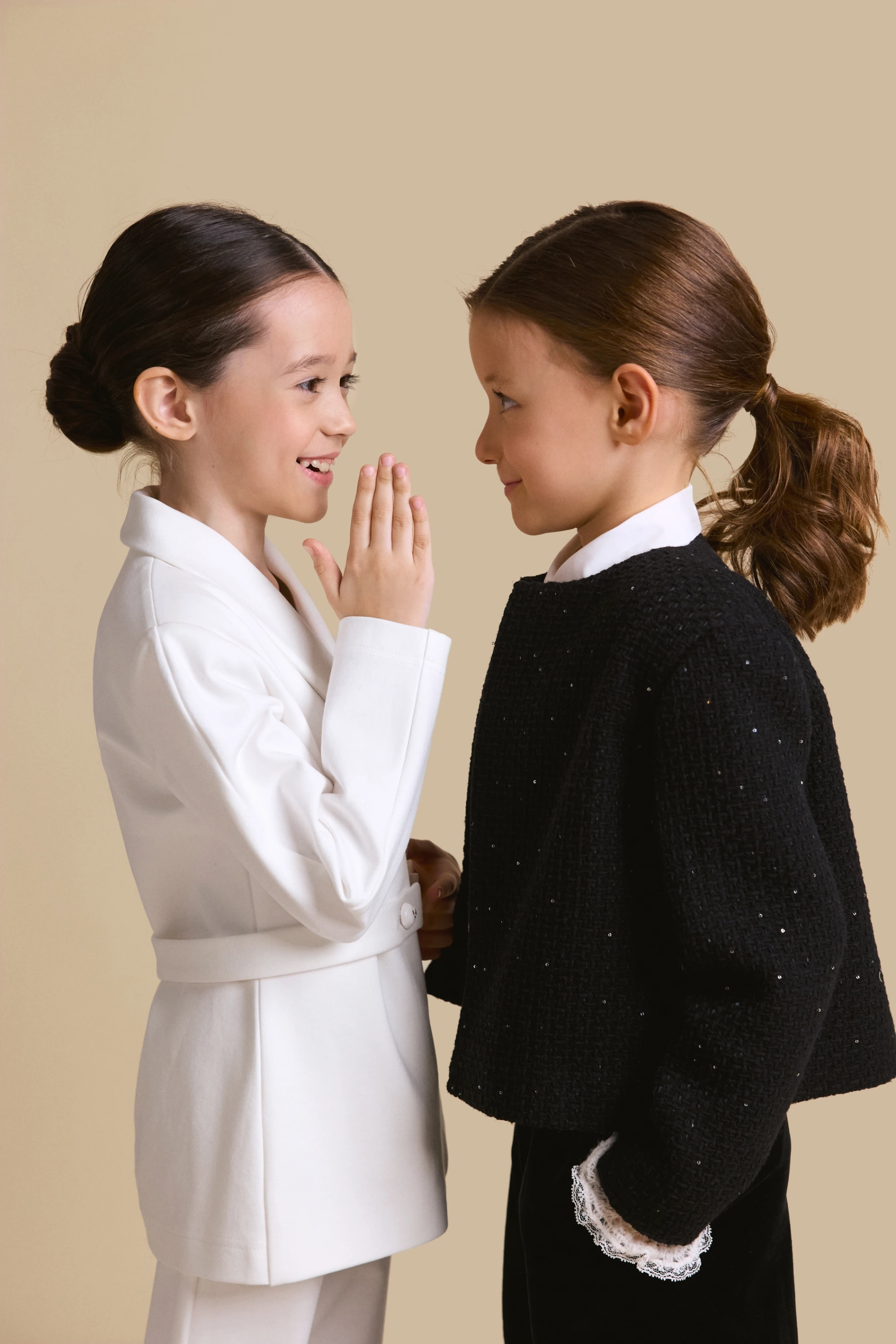 Жакет черный твид пайетки с манжетами