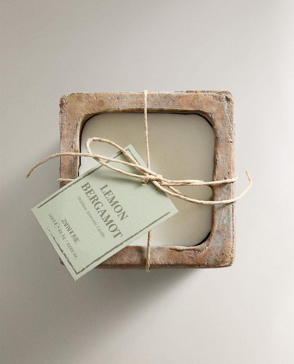 Zara Home - Ароматическая наружная свеча lemon bergamot, 400 г