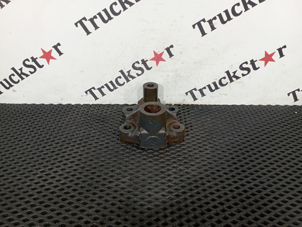 Кронштейн крепления переднего стабилизатора