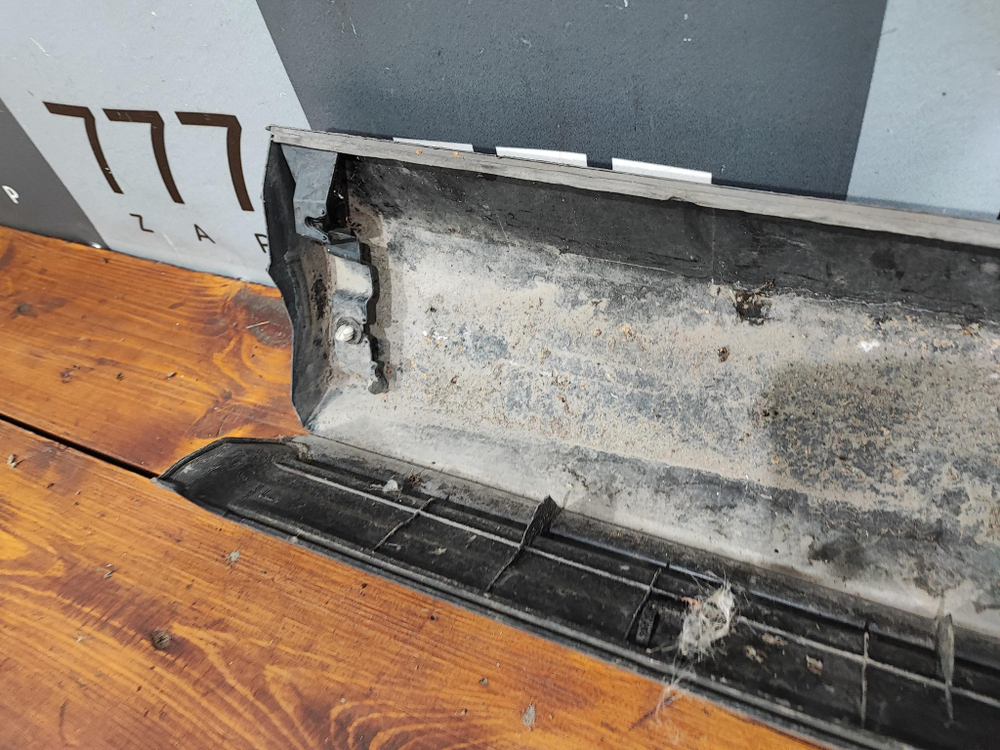 Накладка двери передней левой RAV4 IV (XA40) 15-19 Б/У Оригинал 7507442021