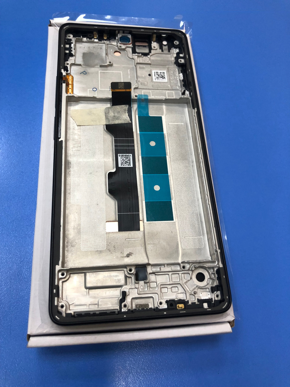 Дисплей в сборе с тачскрином и рамкой чёрный для Xiaomi Poco M6 Pro 4G Оригинал