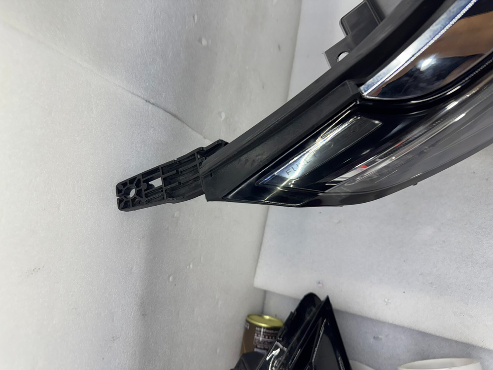 Фара передняя LED оригинал JAC Refine RF8