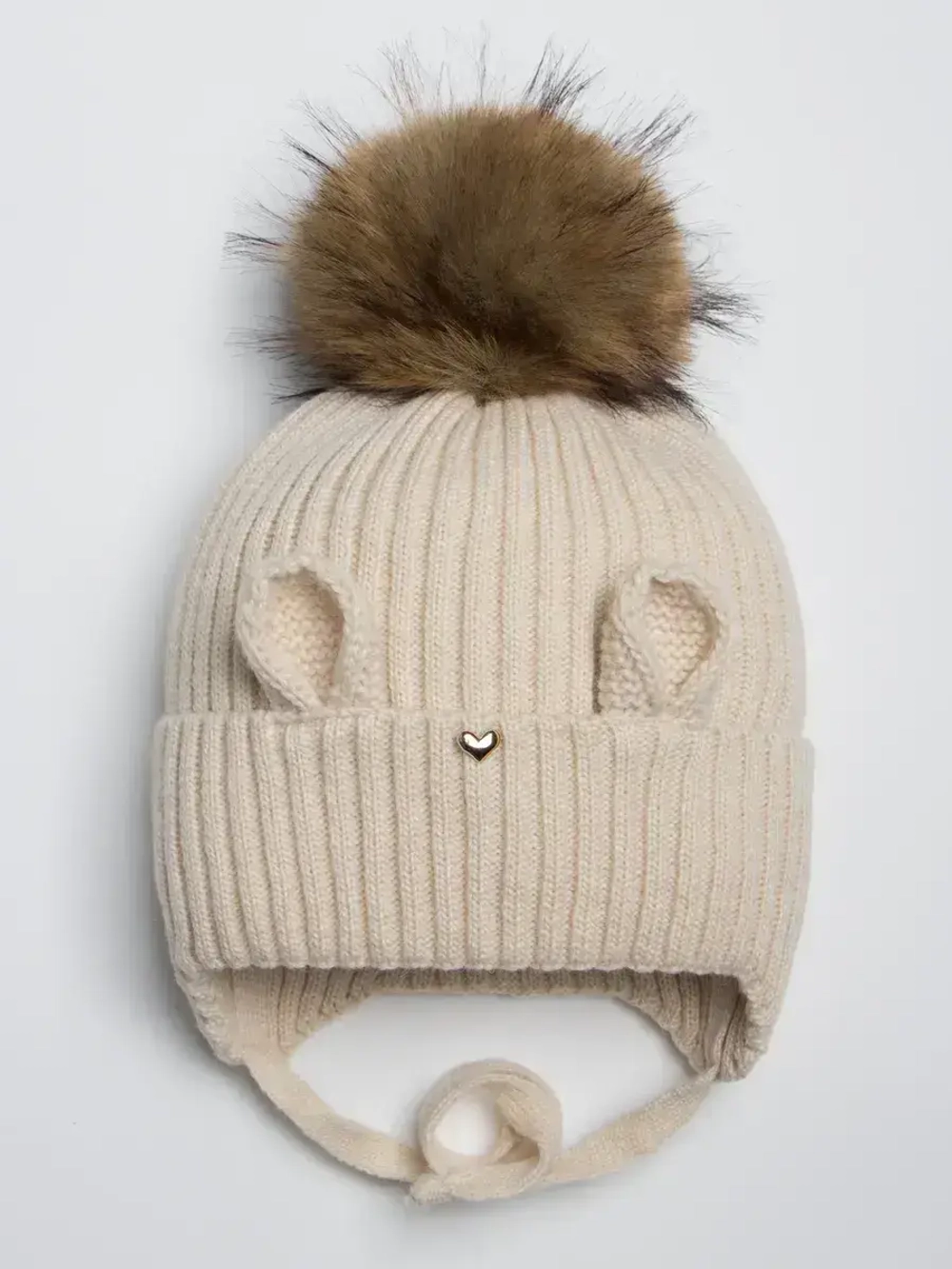 Шапка зимняя с помпоном и ушками для девочки