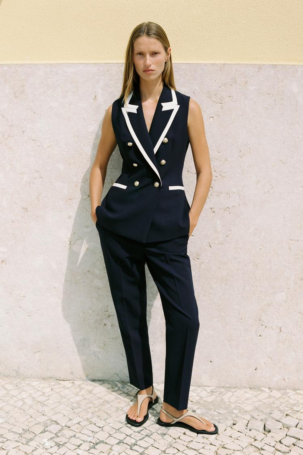 ZARA ЖИЛЕТ С КОНТРАСТНОЙ ОТДЕЛКОЙ, МОРСКОЙ СИНИЙ