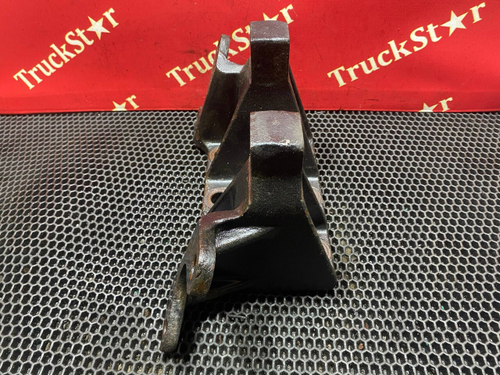 Кронштейн реактивной тяги 2022г.