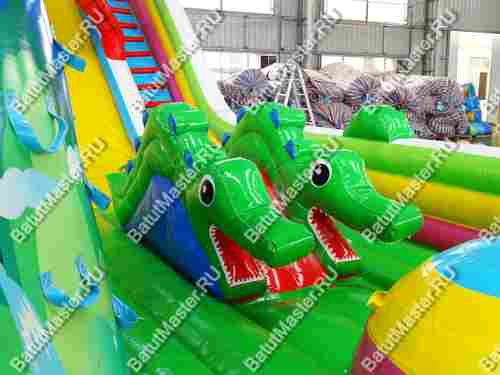 Коммерческий надувной батут "Маскарад" 14*7*6,5 м