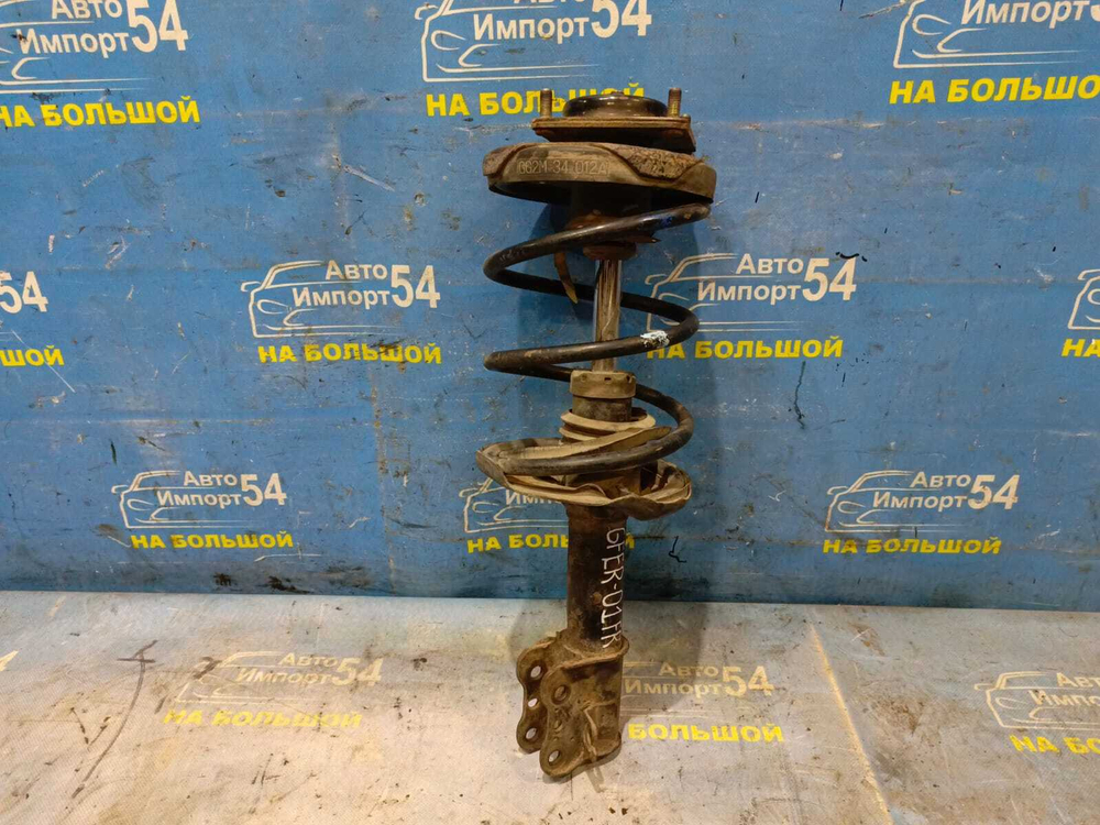 Стойка передняя правая MAZDA CAPELLA 1998