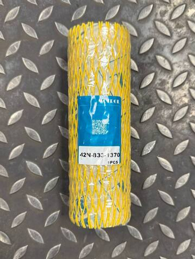 Палец 42N-833-1370