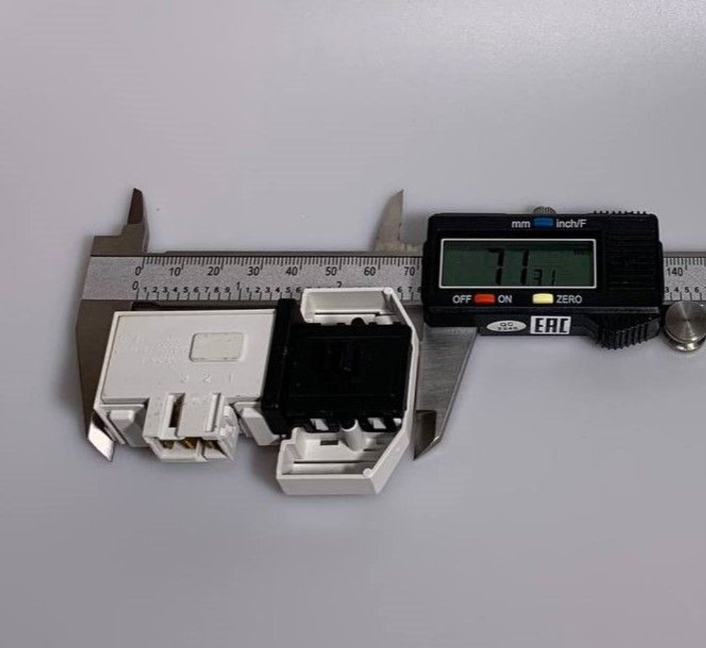 Замок люка стиральной машины Bosch короткая