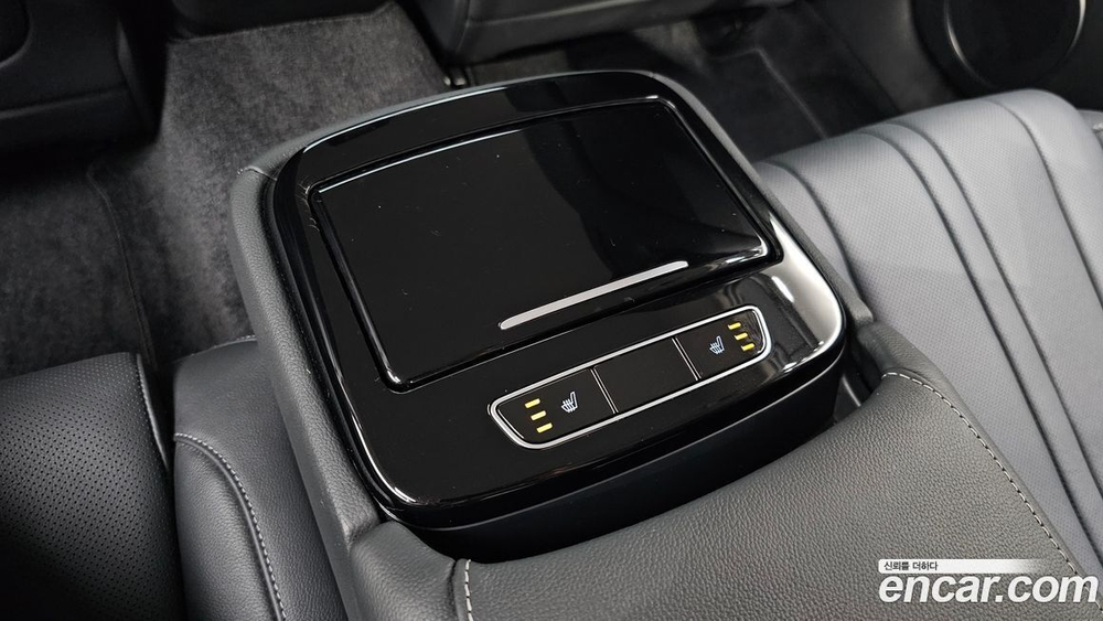 Genesis G80 (RG3) Бензин 2.5 Turbo 2WD (04.2021)