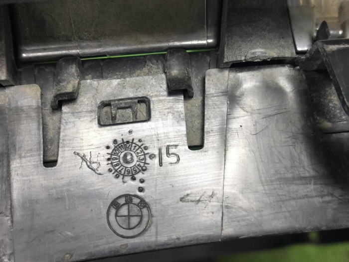 Решетка радиатора левая BMW X5 F15 X6 F16 (13-18)