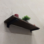 Настенные полки из натурального дерева в стиле Лофт