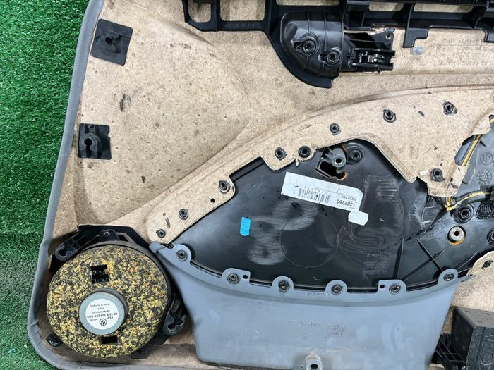 Обшивка двери передняя левая BMW 3er E46 (1998-2007)