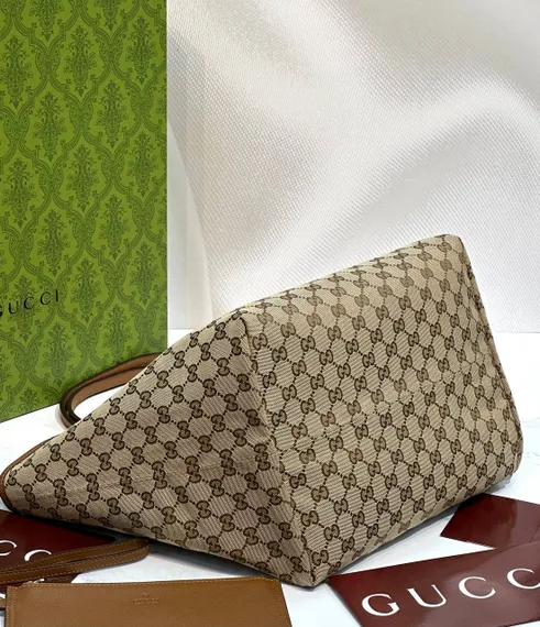 Сумка-тоут двухсторонняя Gucci Totissima