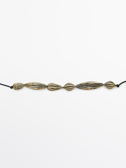 Massimo Dutti Ожерелье с подвеской в форме зерен какао, золотистый