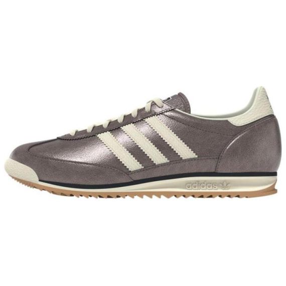 Adidas originals - это современный дизайн для самых маленьких.