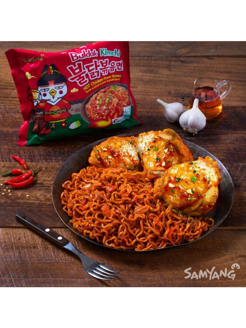 Лапша Samyang острая со вкусом курицы Buldak и Кимчи 135 г
