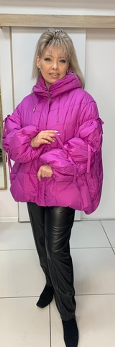 Модная cтеганная куртка-пуховик с красивыми рукавами