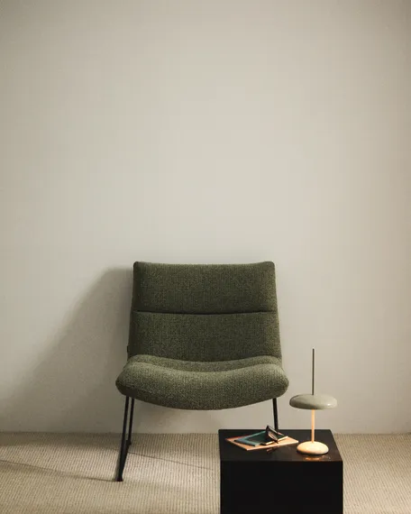 Лаунж-кресло Asen, зеленый шенилл, черные ножки