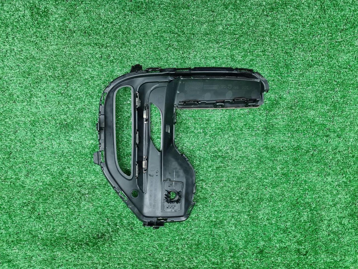 Накладка ПТФ правая BMW X5 G05 (2018-2023) M-paket