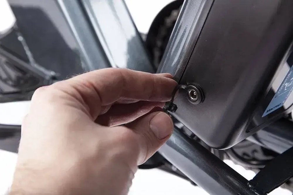 Электровелосипед Green City e-ALFA new с корзиной