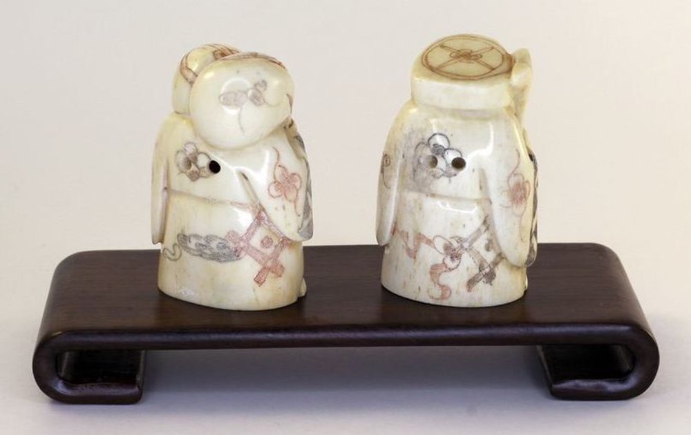 Сет нэцкэ Дзюродзин и Фукурокудзю на подставке