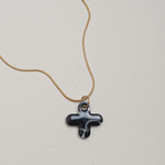 Подвеска в форме креста