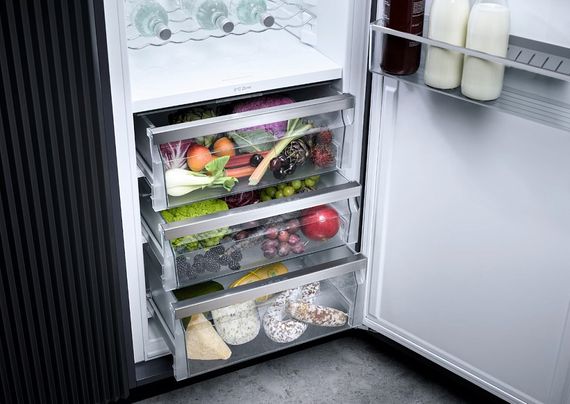 Холодильник Miele K 7747 С