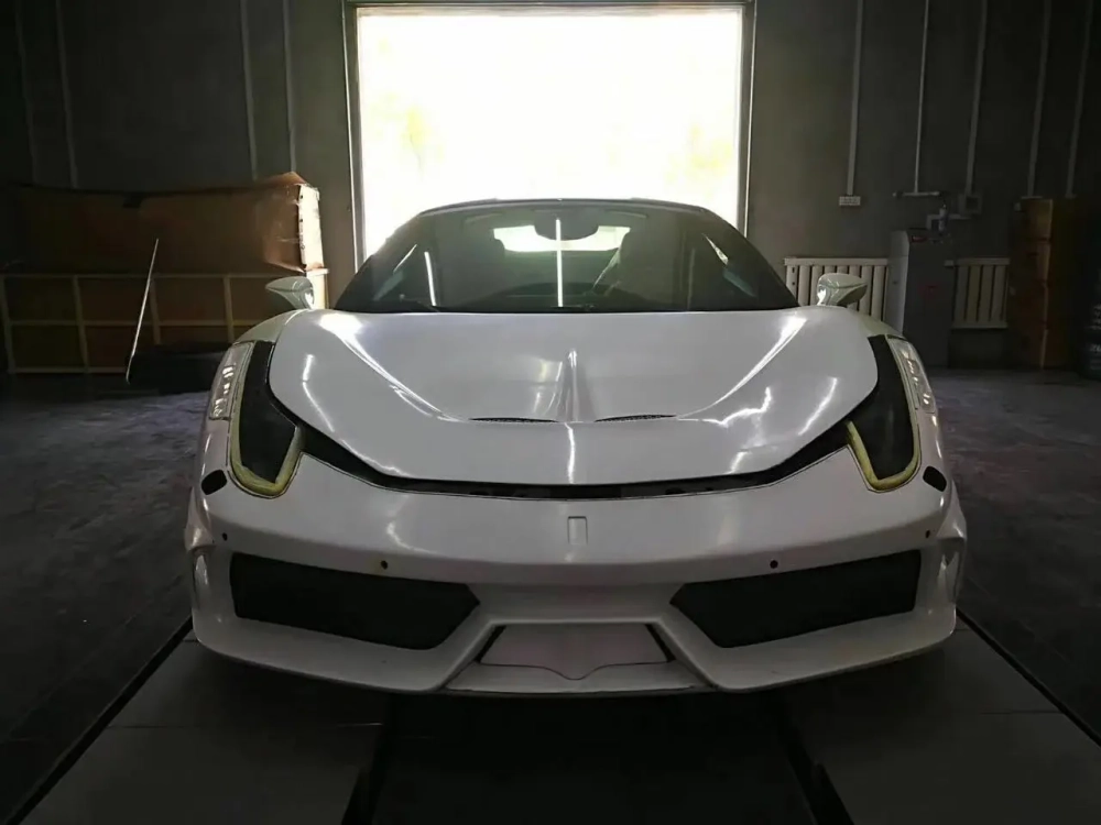 Передний бампер с капотом для Ferrari 458 2009-2015 переделка в Speciale Феррари