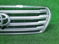 Решетка радиатора Toyota Land Cruiser 200 (2012-2015)