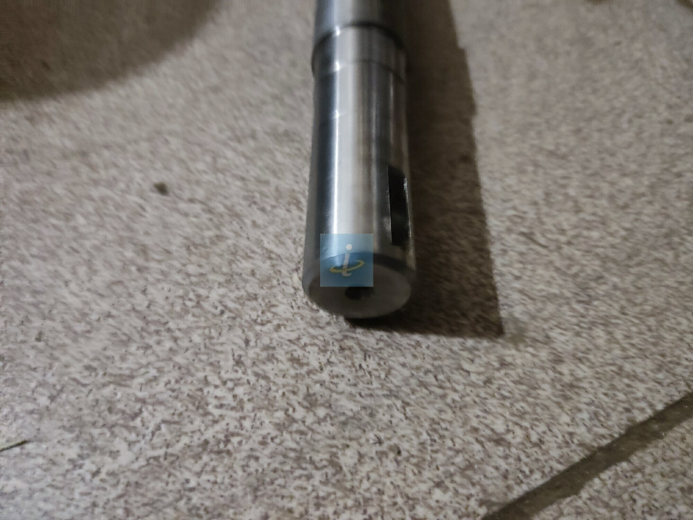 Вал привода ТНВД (с.о. 165мм) 236-1029154-Б2