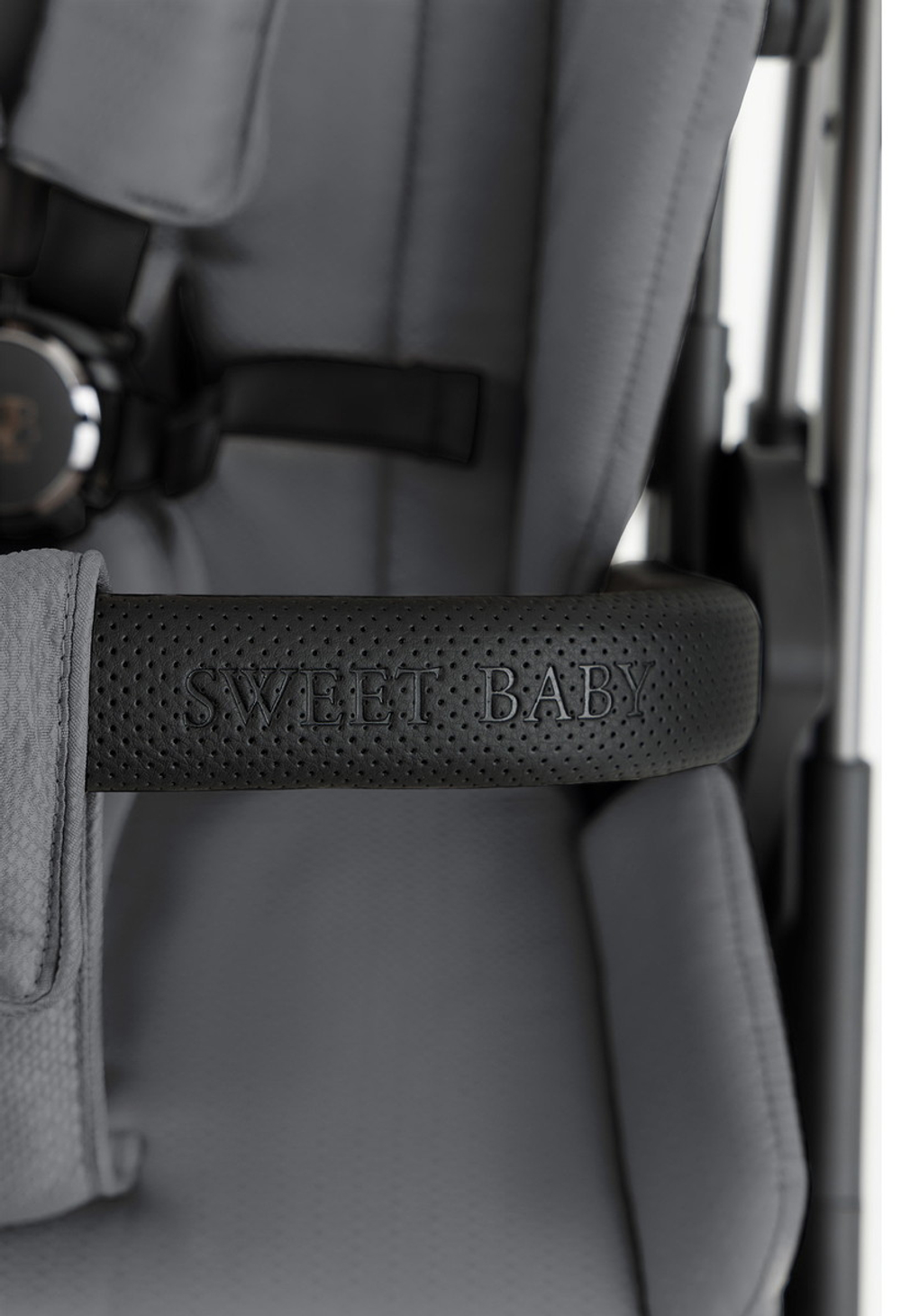 Коляска 3 в 1 Sweet Baby Ricci Air + автокресло Elegante Plus Steel Grey (Air)