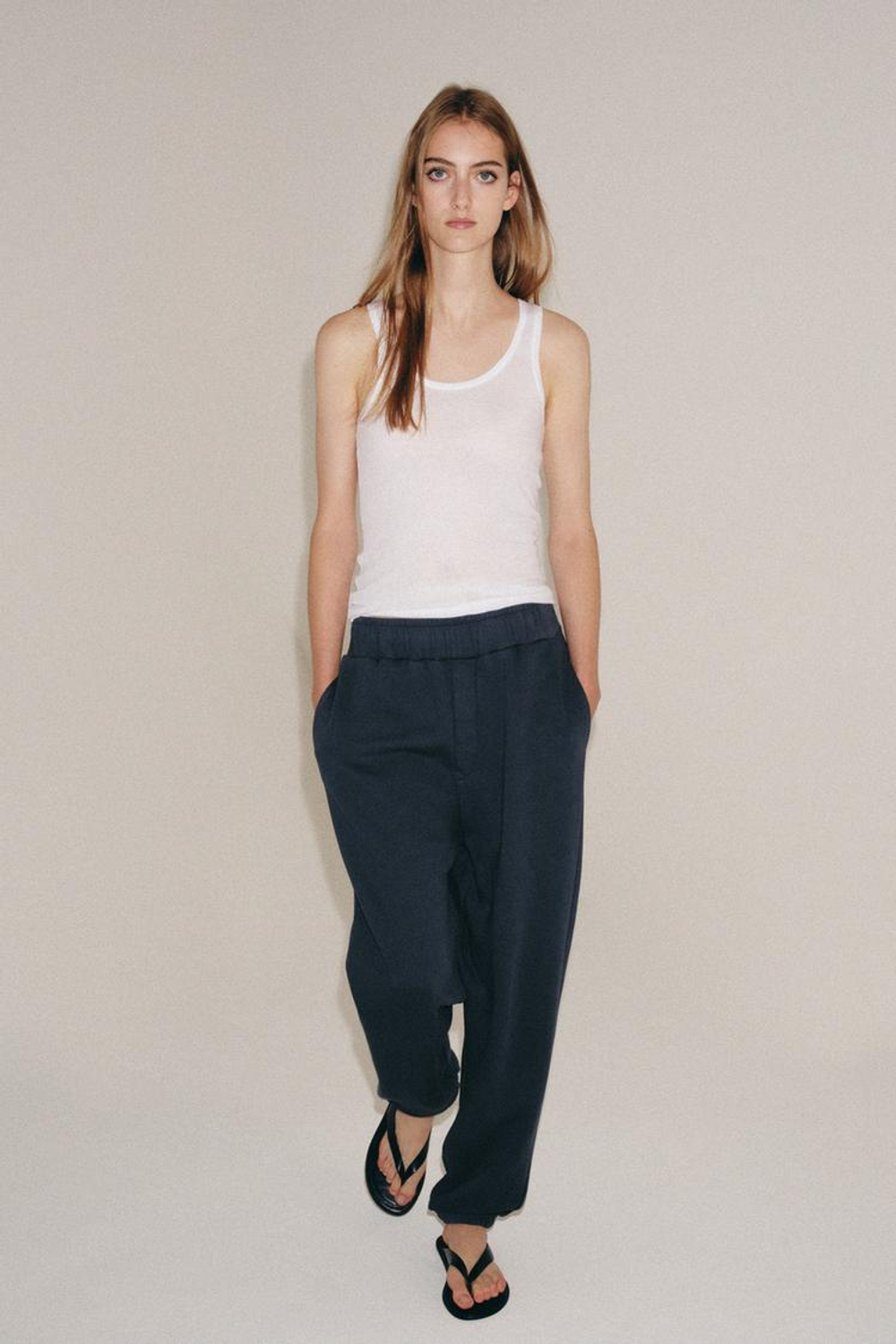 ZARA БРЮКИ С ЭФФЕКТОМ ПОТЕРТОСТИ, ИНДИГО