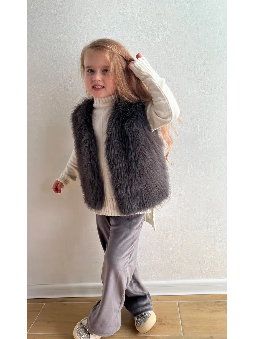 Жилет из искусственного меха