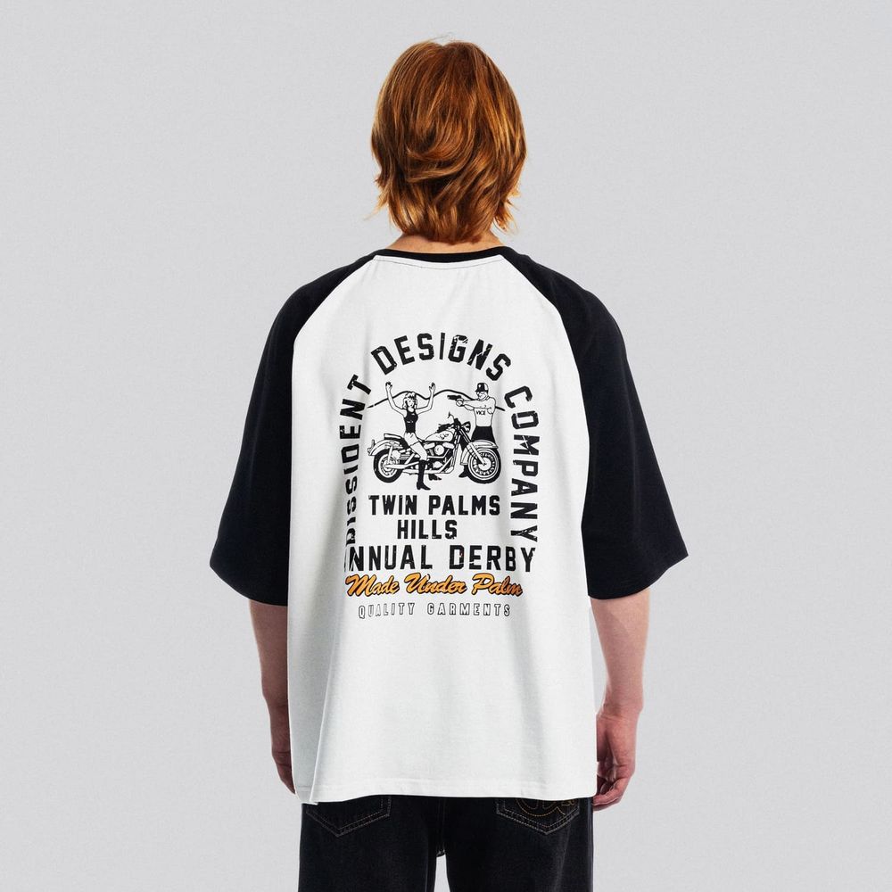 Футболка Dissident Derby молочно-черная