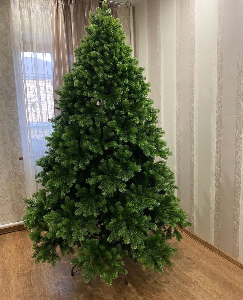 Ель искусственная «Королева леса Pro» (Литая хвоя) 185 см / 1,85 м