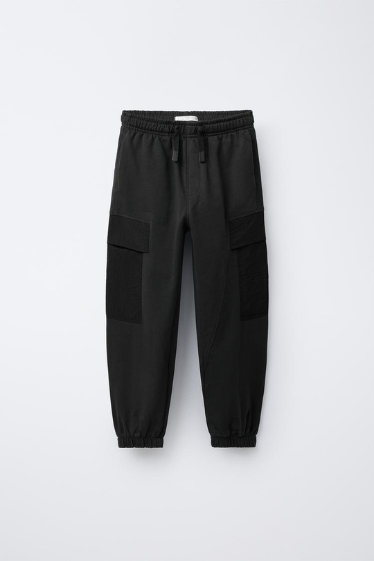ZARA ДЖОГГЕРЫ ИЗ МЯГКОЙ ТКАНИ С КОМБИНИРОВАННЫМИ ЭЛЕМЕНТАМИ, ЧЕРНЫЙ