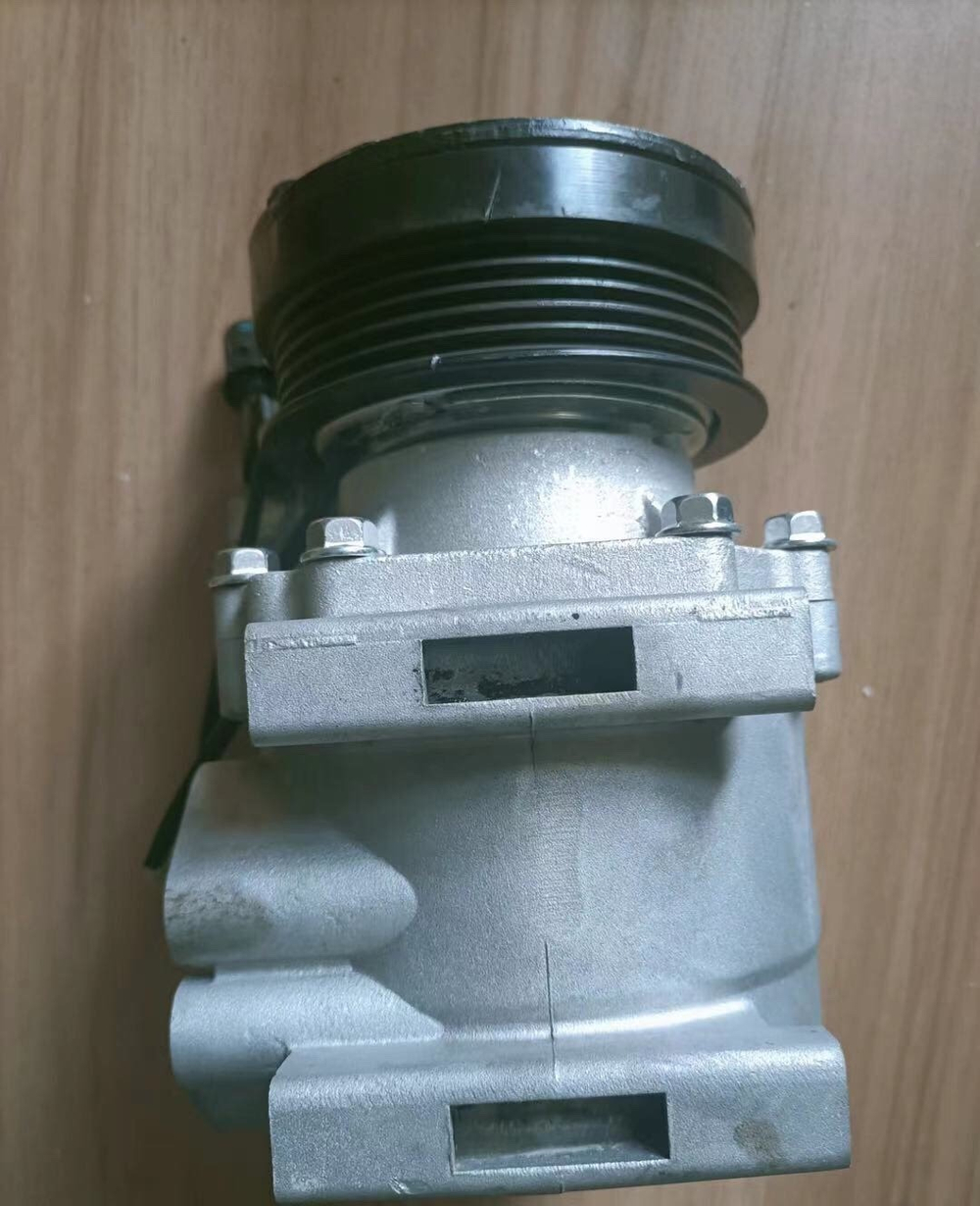 Компрессор кондиционера BYD F3 F6 G3 S6 M6