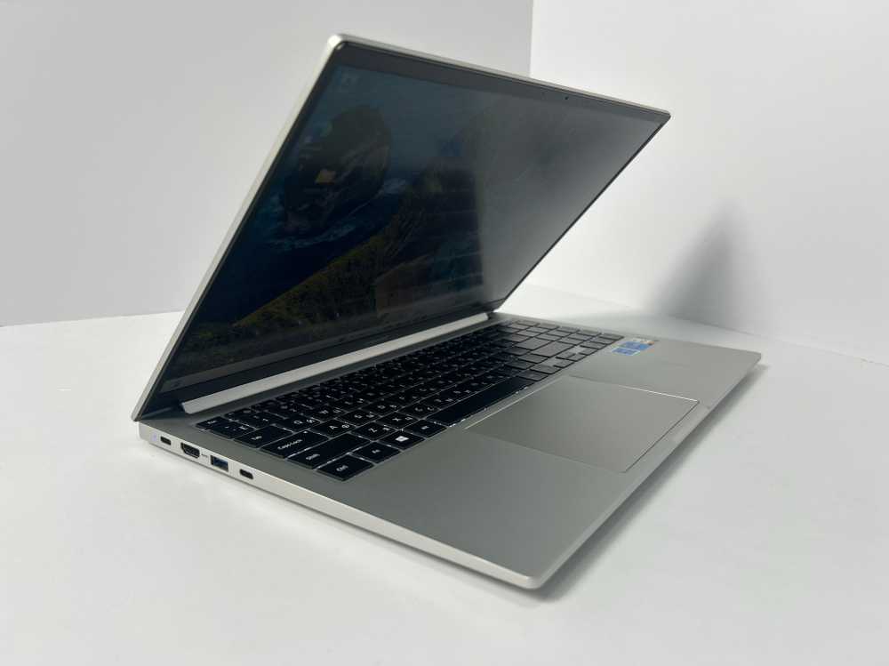 Ноутбук Samsung Galaxy book NP750 (NP750XDA-KD1US) 15.6"/Intel Core i5 1135G7/RAM 8GB/SSD 256 GB/Intel Iris Xe graphics/1920х1080/IPS/Windows 10/Подсветка кл-ры: нет/серебристый. Состояние: A2