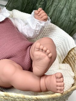 Кукла Manolo Dolls мягконабивная NOA 47см в пакете (1179)