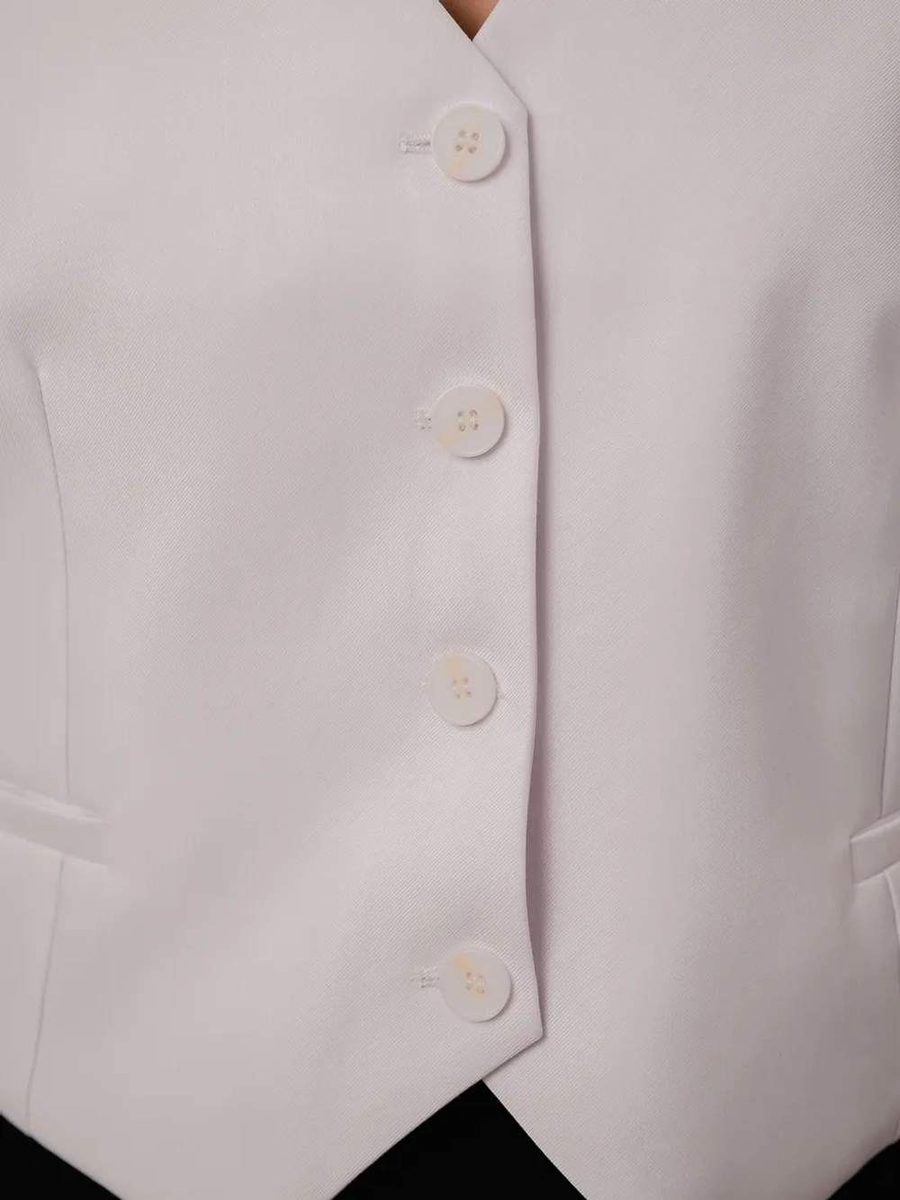 Жилет классический костюмный