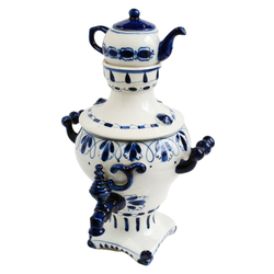 Самовар с чайником. Фарфоровая декоративная статуэтка. СССР. Объединение Гжель.1972-1985 гг.