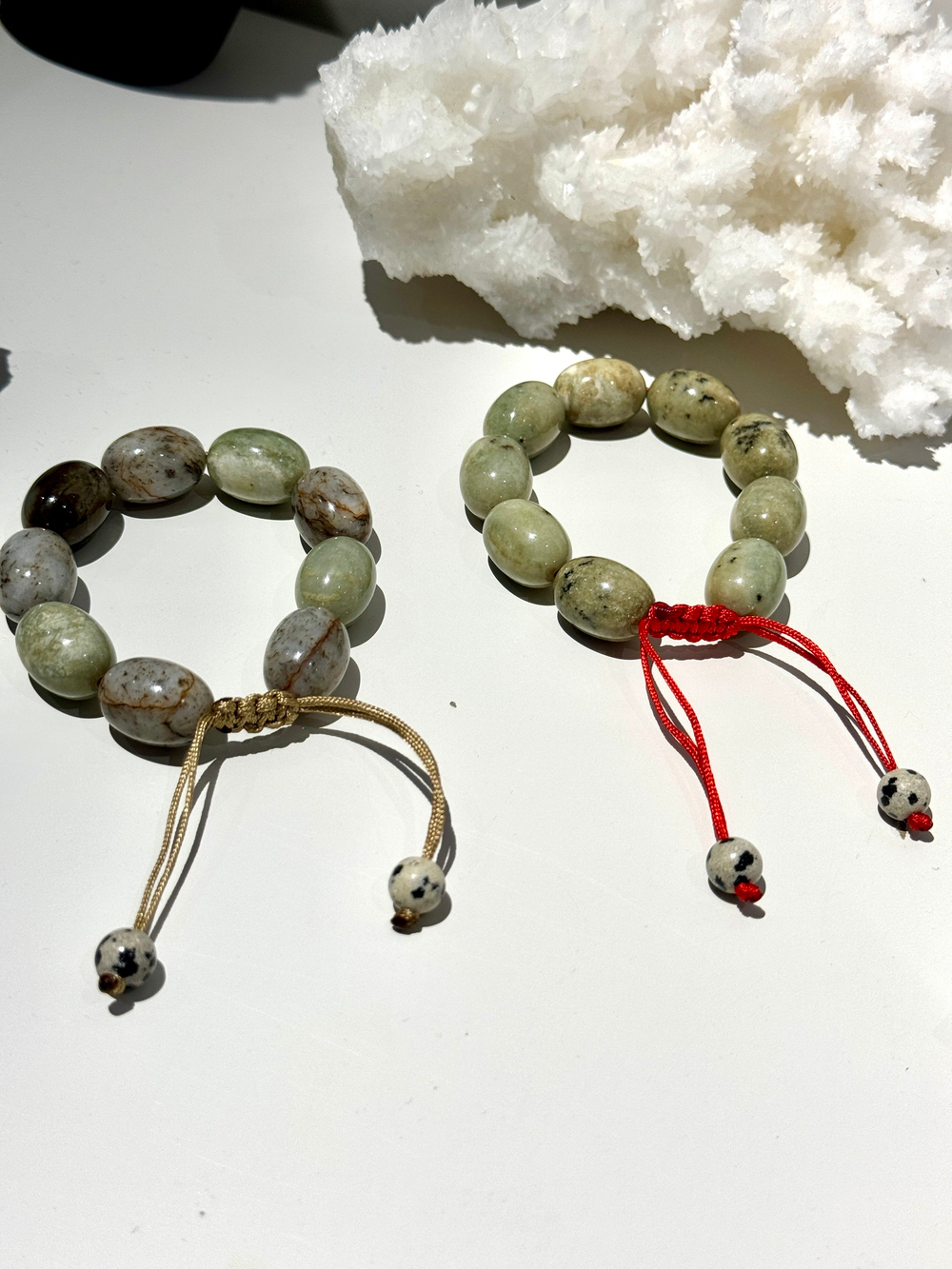 Браслет из нефрита SOURCE