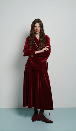 Рубашка на запах из бархата, "Вишневый пунш"