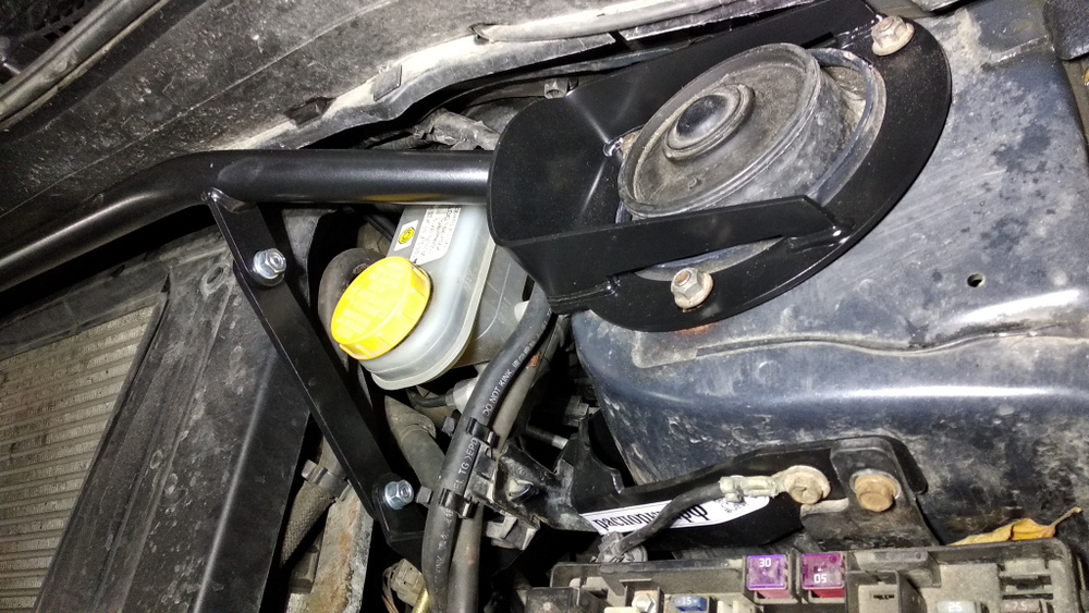 Пластина соединительная Упора ГТЦ и распорки Subaru Forester 4 (SJ) и Subaru Outback 4 (BR)