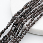 Обсидиан граненый бусины, диаметр около 3,5 мм, цена за нить 38 см