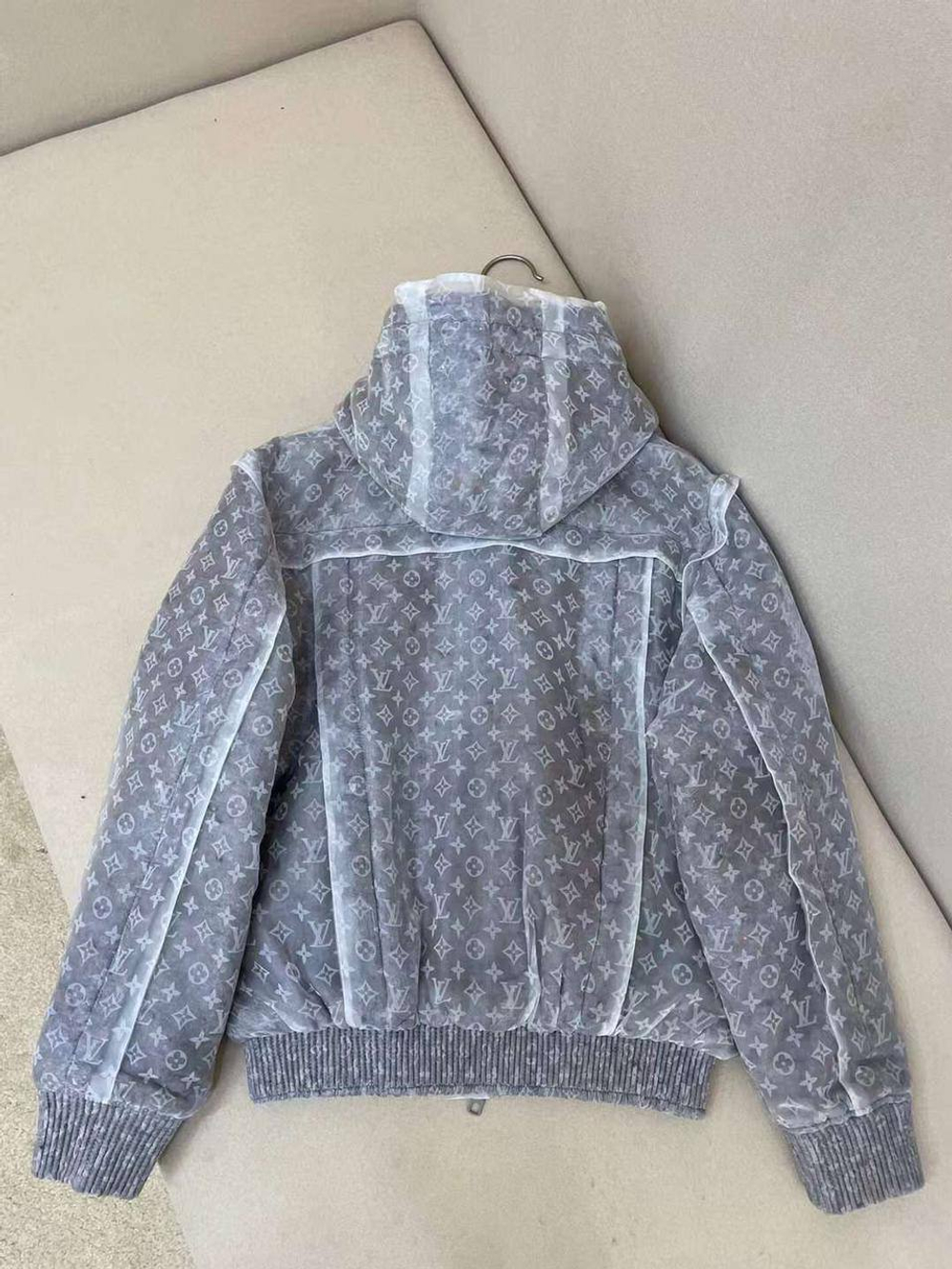 Куртка Louis Vuitton